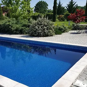 Apartment Avec Piscine, Classe 3 Etoiles, De 42 M2 Confort Au Calme Pour Un Couple 